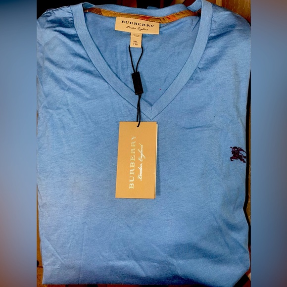 🎉HP🎉New! Burberry Mens V Neck Embroidered Shirt Size XXL m Light Azure Blue👕 - Picture 6 of 9